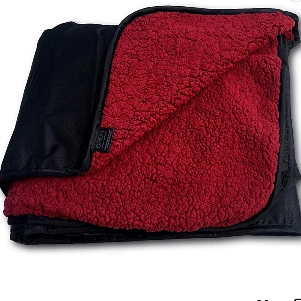 Stadium Sherpa blanket